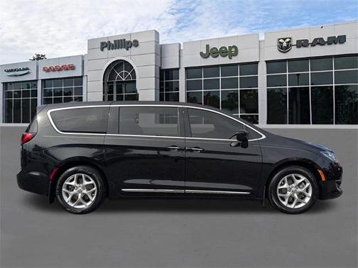 2019 Chrysler Pacifica Touring Plus