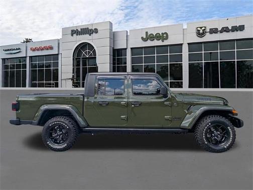 2024 Jeep Gladiator Sport