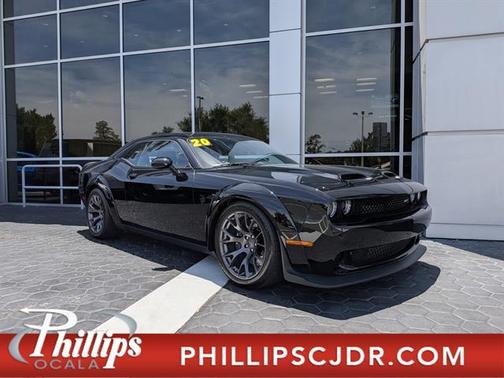 Pitch Black Clearcoat 2020 Dodge Challenger SRT Hellcat