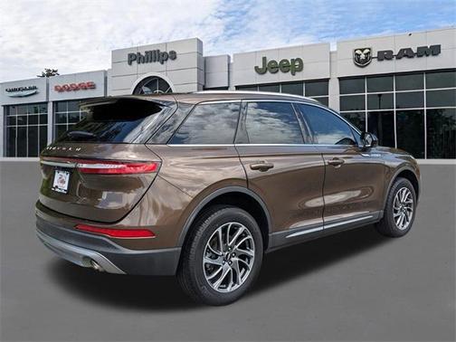 2022 Lincoln Corsair Standard