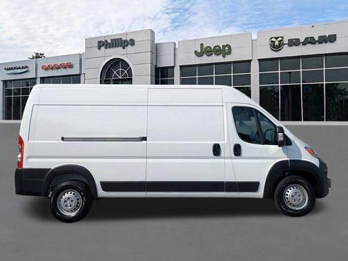 Bright White Clearcoat 2026 RAM ProMaster 2500 High Roof