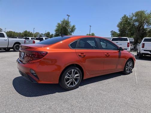Fire Orange 2022 Kia Forte LXS