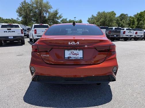 Fire Orange 2022 Kia Forte LXS