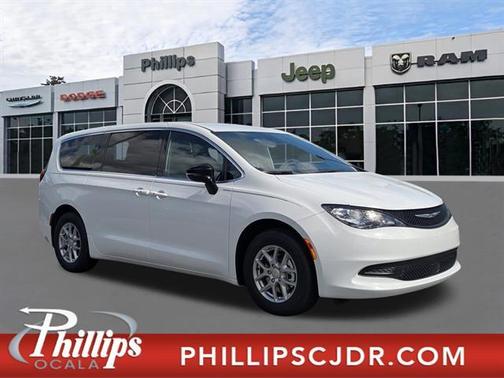 2026 Chrysler Voyager LX