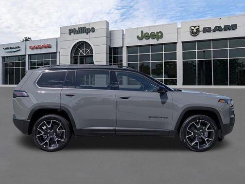 Sting Gray Clearcoat 2026 Jeep Cherokee Overland
