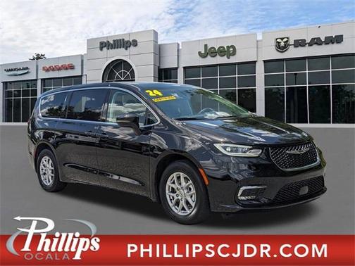 2024 Chrysler Pacifica Touring-L
