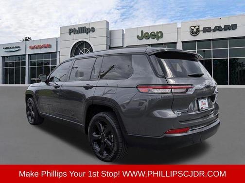 Metallic 2023 Jeep Grand Cherokee L Laredo
