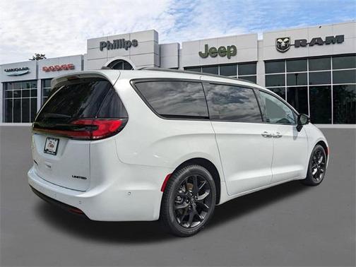 2025 Chrysler Pacifica Limited