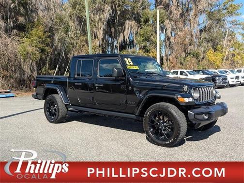 2025 Jeep Gladiator Sport