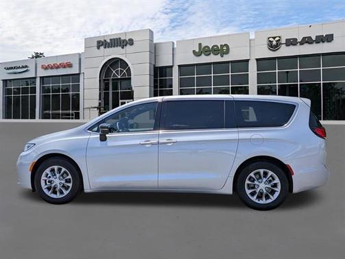 Silver Mist Clearcoat 2026 Chrysler Pacifica Limited