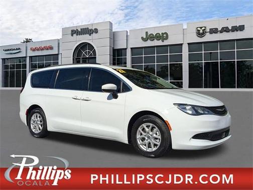 2021 Chrysler Voyager LXI