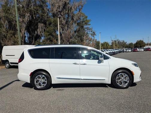 2021 Chrysler Pacifica Limited