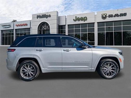 2025 Jeep Grand Cherokee Summit