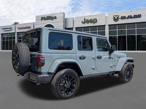 2025 Jeep Wrangler 4xe Sahara