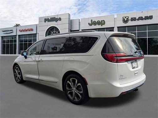 2026 Chrysler Pacifica Pinnacle
