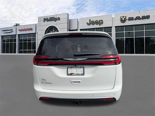 2026 Chrysler Pacifica Pinnacle