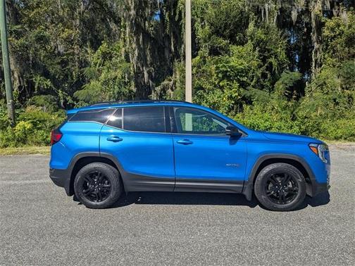 2024 GMC Terrain AT4