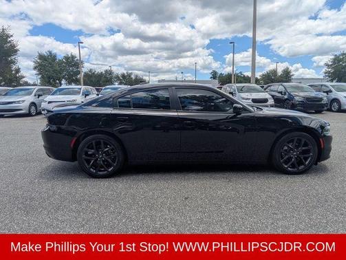 Pitch Black Clearcoat 2023 Dodge Charger SXT