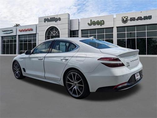 2022 Genesis G70 2.0T