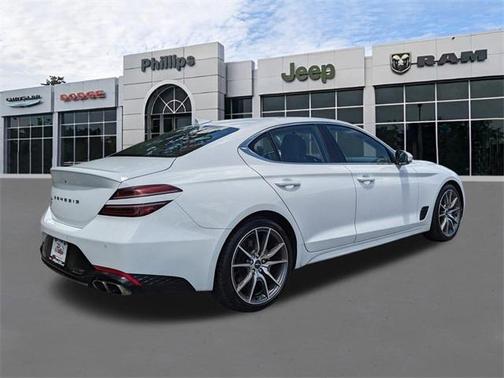 2022 Genesis G70 2.0T