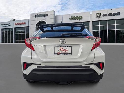2021 Toyota C-HR XLE