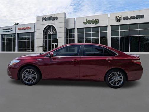 Pearl 2016 Toyota Camry Hybrid SE