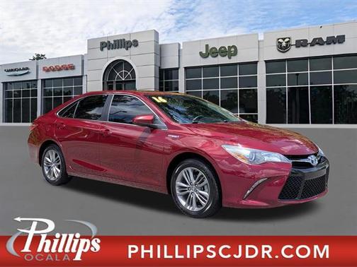 Pearl 2016 Toyota Camry Hybrid SE