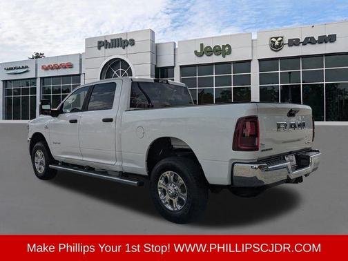 Bright White Clearcoat 2025 RAM 2500 Big Horn