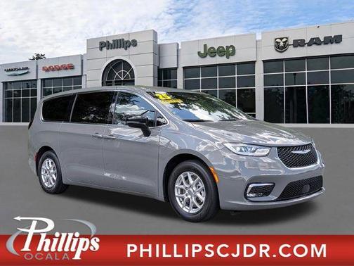 Gray Clearcoat 2025 Chrysler Pacifica Select
