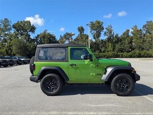 2025 Jeep Wrangler Sport