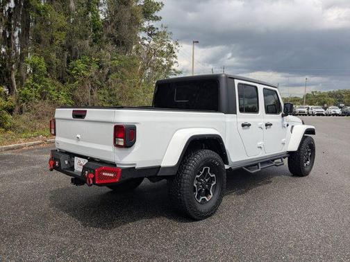 2022 Jeep Gladiator Sport