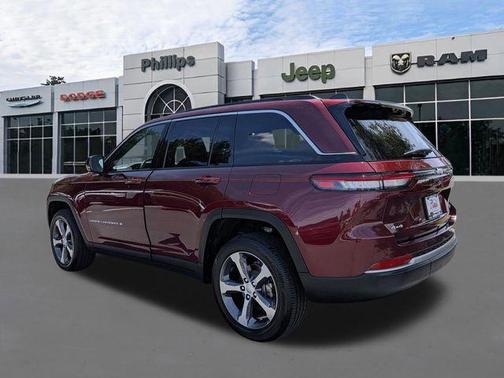 Velvet Red 2026 Jeep Grand Cherokee Limited
