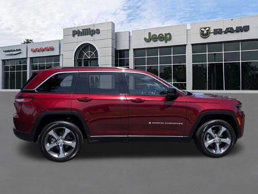 Velvet Red 2026 Jeep Grand Cherokee Limited