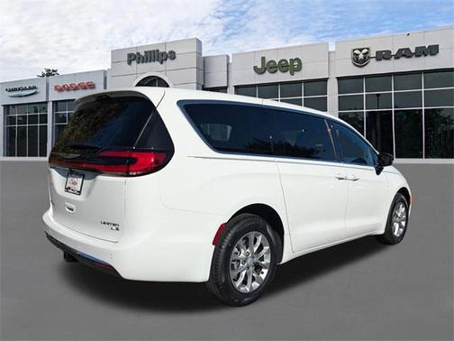 2026 Chrysler Pacifica Limited
