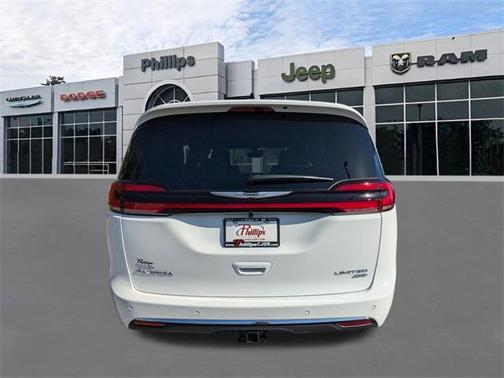2026 Chrysler Pacifica Limited