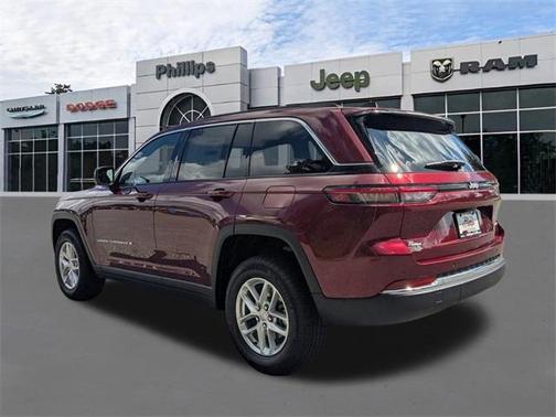 2025 Jeep Grand Cherokee Laredo X