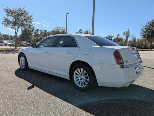 2013 Chrysler 300 Base