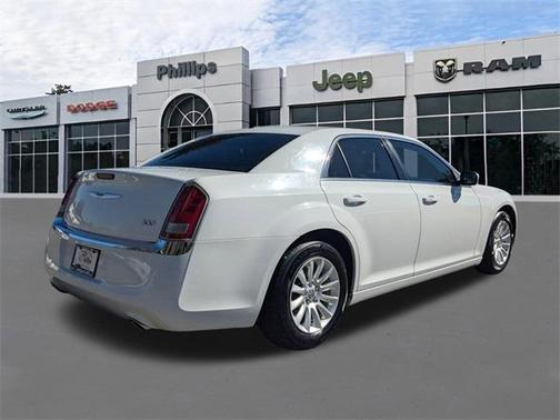 2013 Chrysler 300 Base
