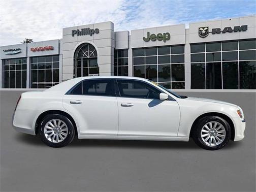 2013 Chrysler 300 Base