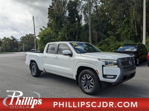 2025 Nissan Frontier SL