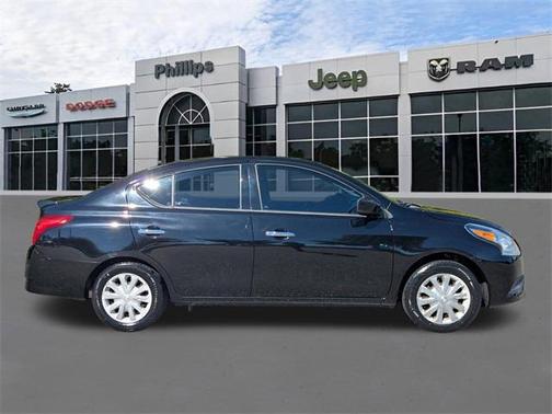 2018 Nissan Versa 1.6 SV