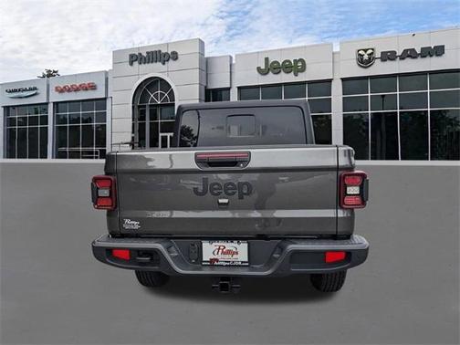 2025 Jeep Gladiator Sport