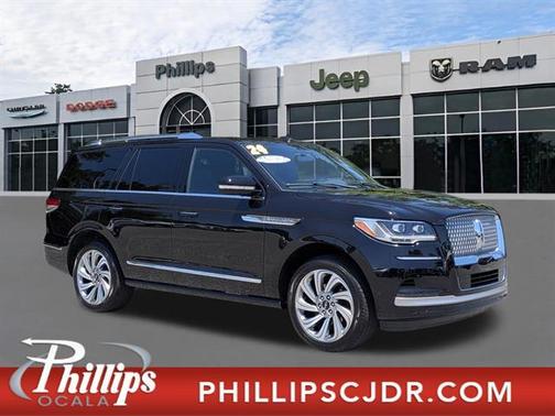 Black 2024 Lincoln Navigator Premiere