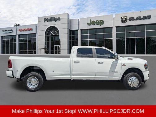 Bright White Clearcoat 2025 RAM 3500 Laramie