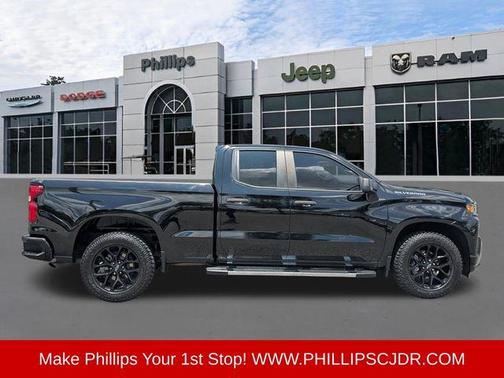 Black 2022 Chevrolet Silverado 1500 Limited Custom