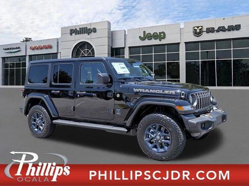 Black Clearcoat 2026 Jeep Wrangler 85th Anniversary