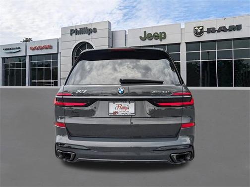 2024 BMW X7 xDrive40i