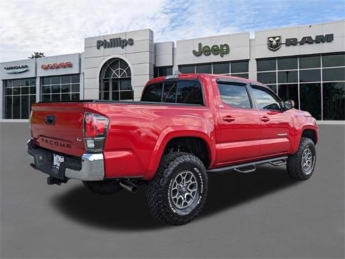 2017 Toyota Tacoma SR5