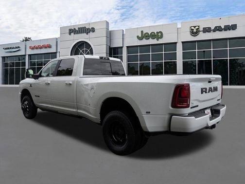 Bright White Clearcoat 2026 RAM 3500 Laramie