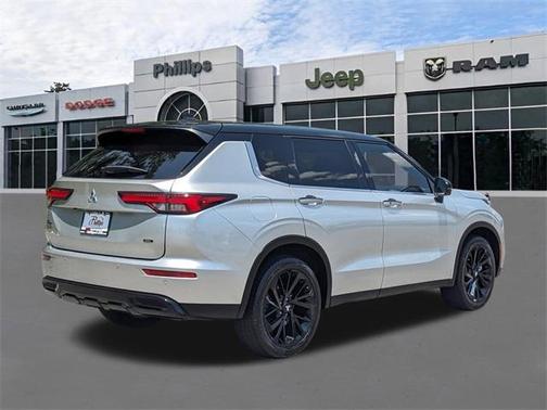 2023 Mitsubishi Outlander SEL Black Edition